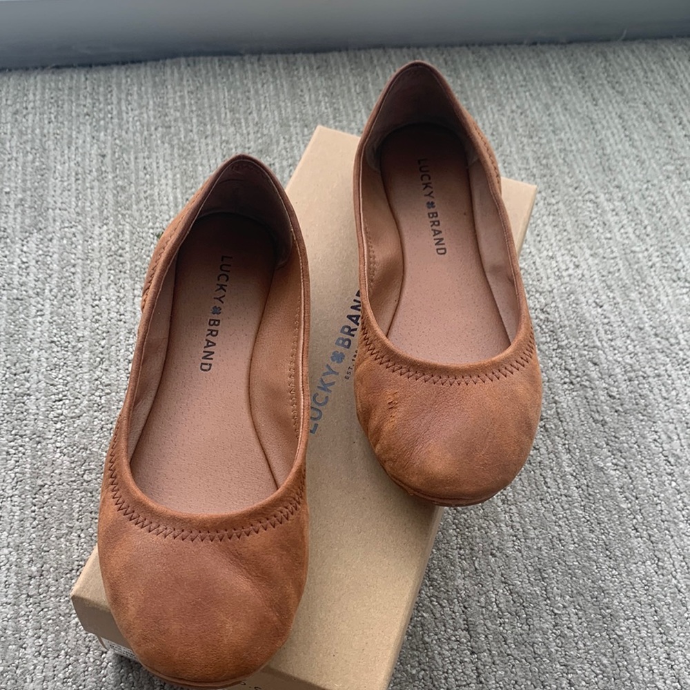 Lucky brand flats